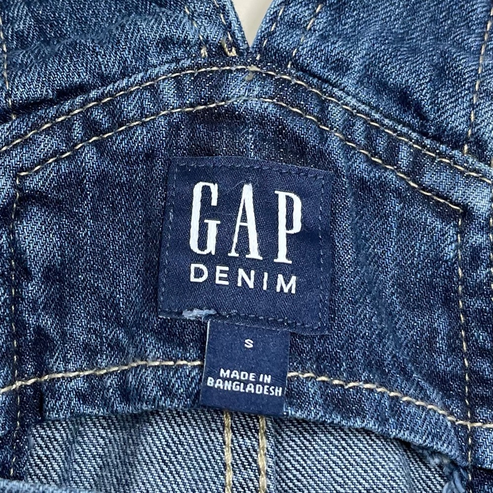 GAP Overalls Shorts Denim LAST CALL ‼️ FINAL CLOSET CLEAR OUT 🚨 - Picture 3 of 3